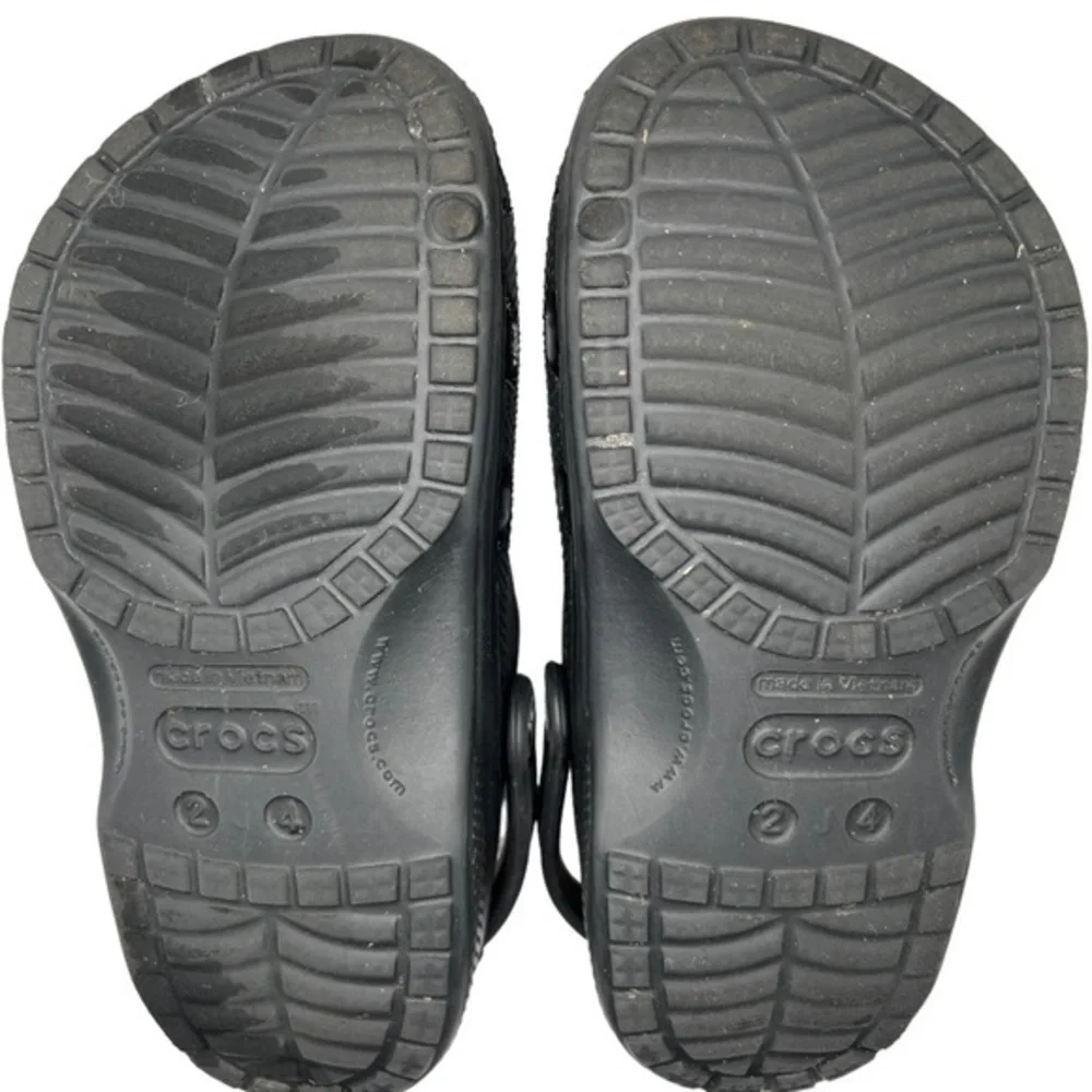 Crocs Unisex Baya  Black Clog  Size Kids Juniors 2 or 4 - Picture 5 of 5